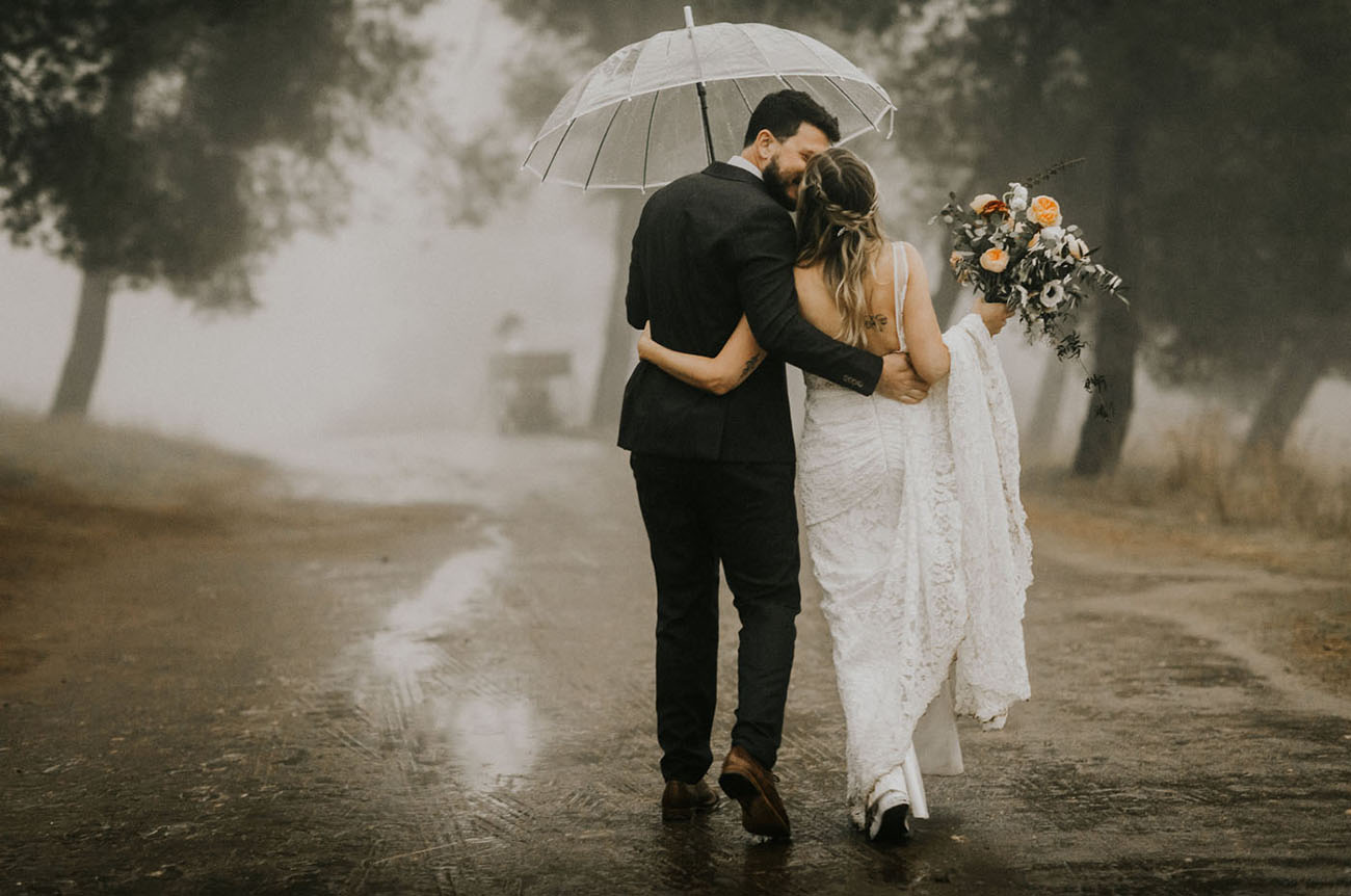 結婚式で雨がふったら 実は特別な結婚式の雨と 雨の日だけの素敵な演出 ザ グランドティアラsenju